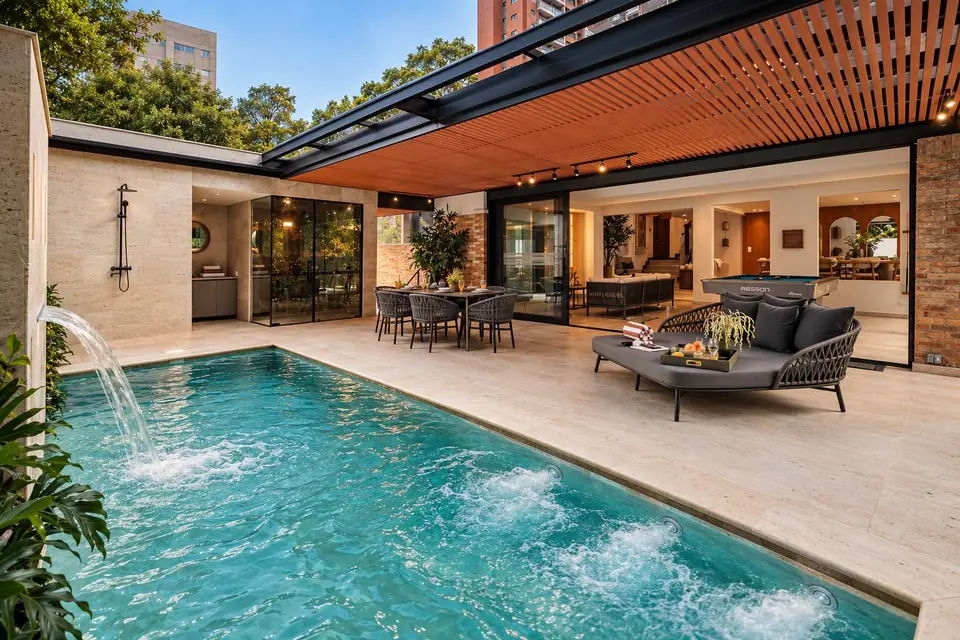 Villa Bonita Estate — El Poblado · Medellín